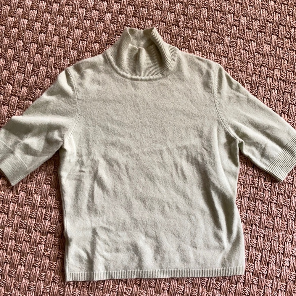 Ann Taylor cashmere Sweater